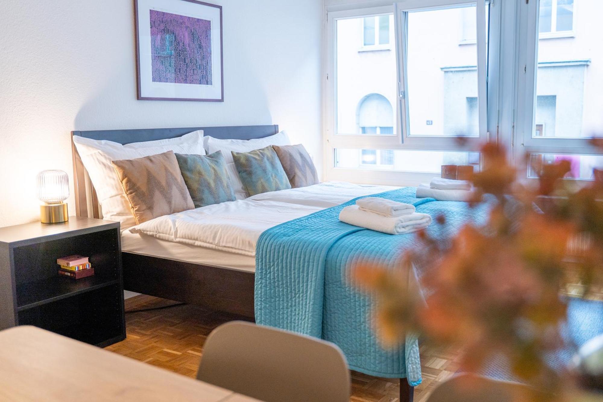 Gemuetliche Grosse Wohnung Naehe Uni Bazel Buitenkant foto