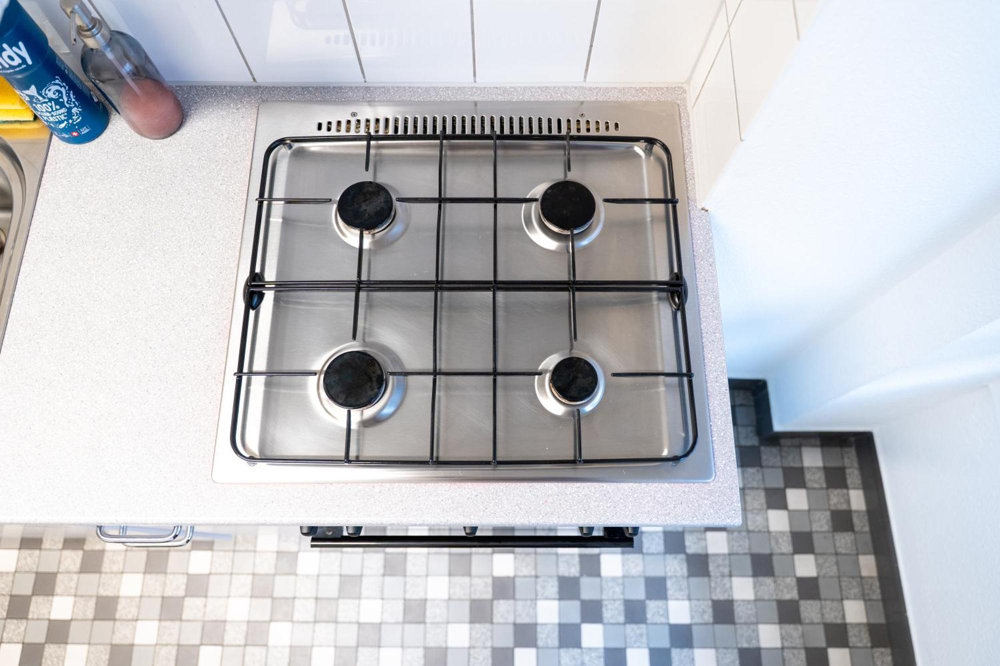 Gemuetliche Grosse Wohnung Naehe Uni Bazel Buitenkant foto