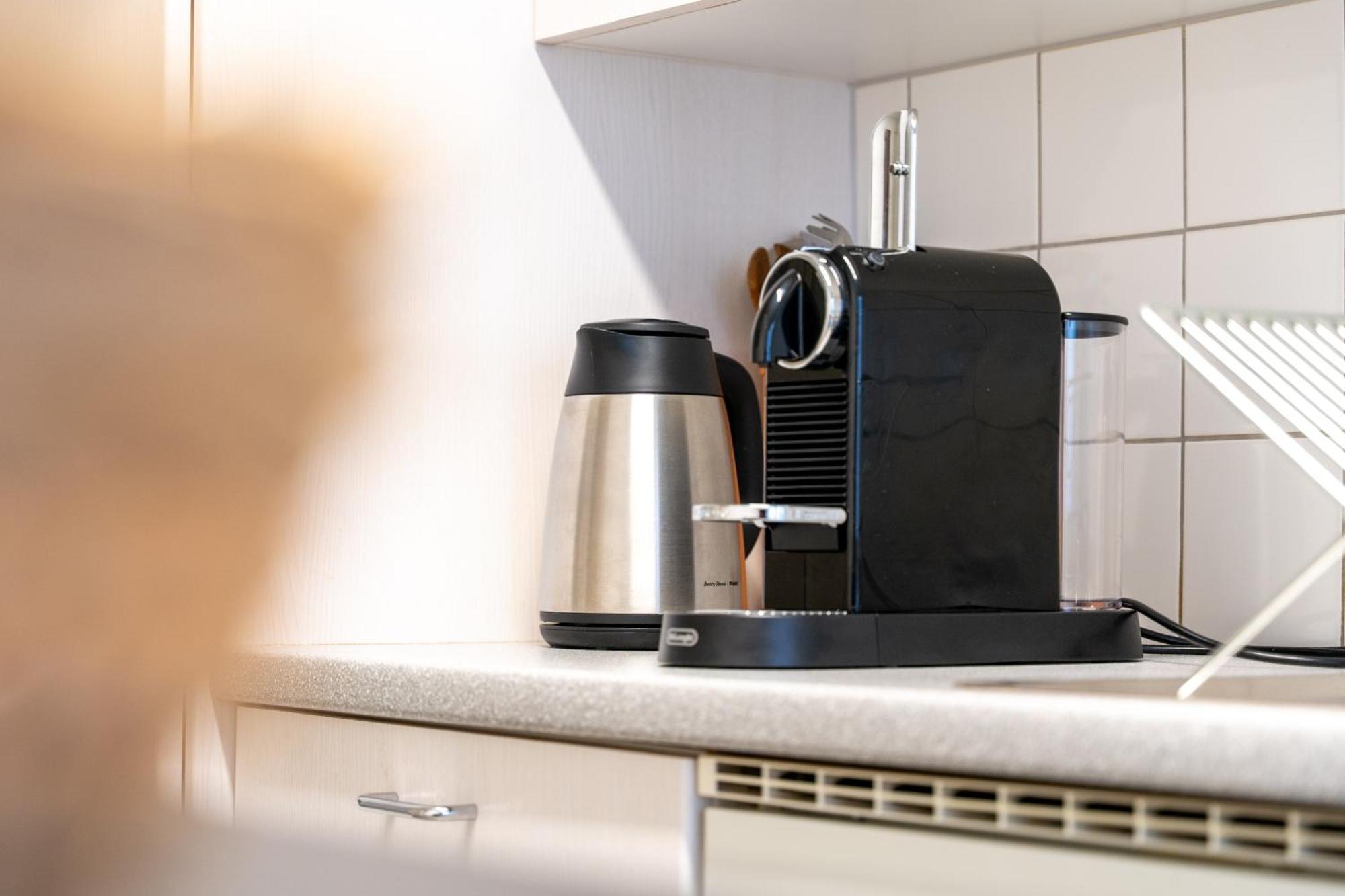 Gemuetliche Grosse Wohnung Naehe Uni Bazel Buitenkant foto