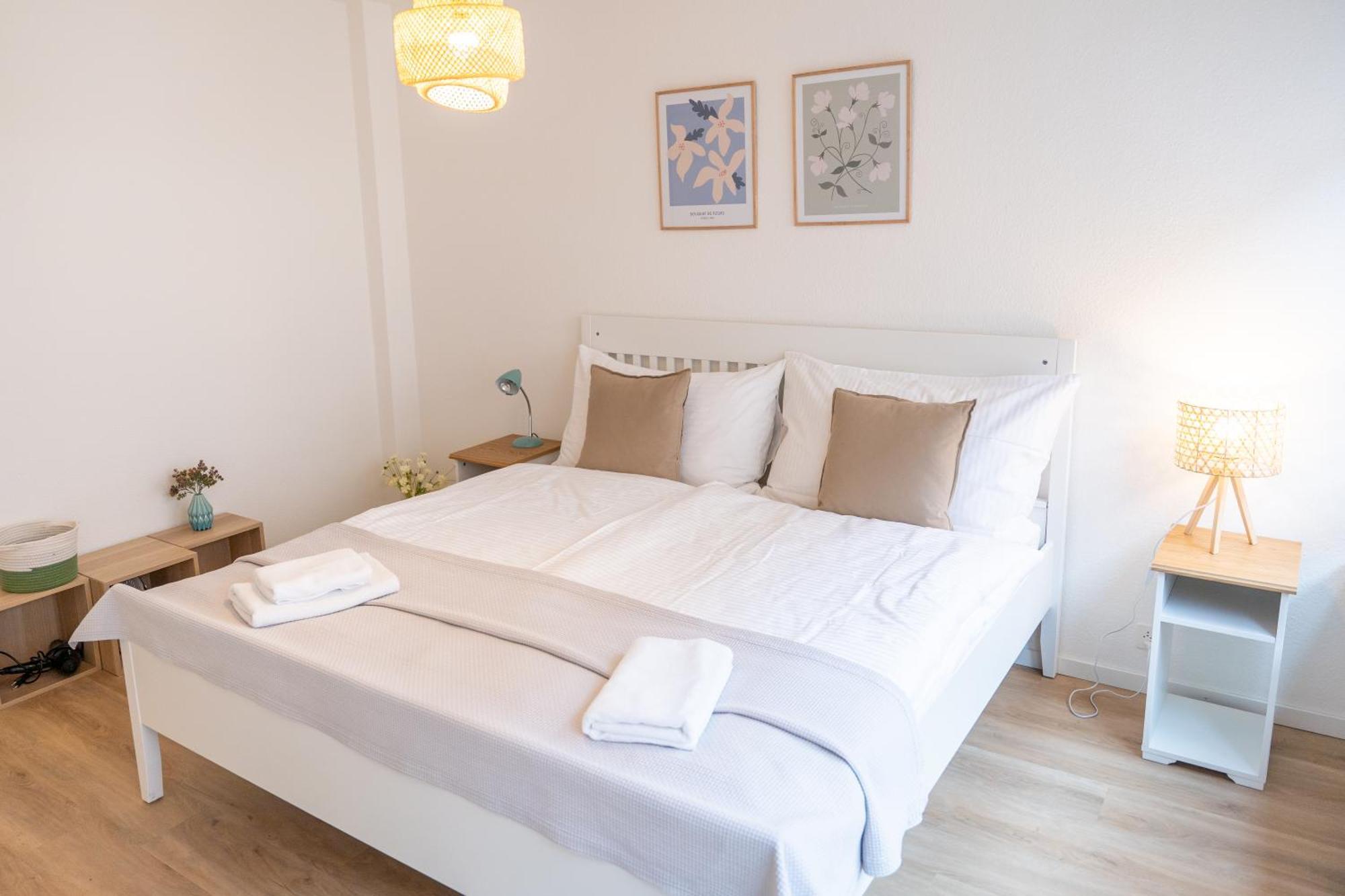 Gemuetliche Grosse Wohnung Naehe Uni Bazel Buitenkant foto