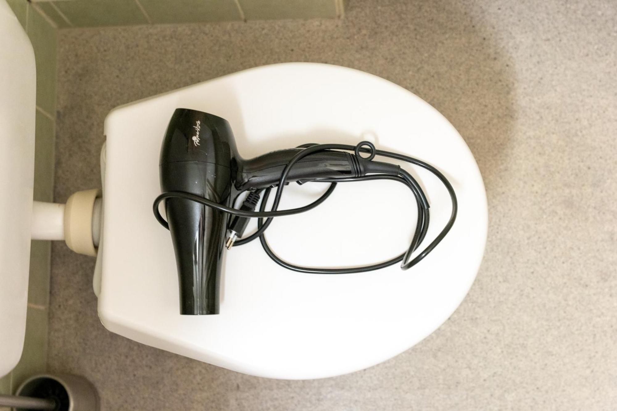Gemuetliche Grosse Wohnung Naehe Uni Bazel Buitenkant foto