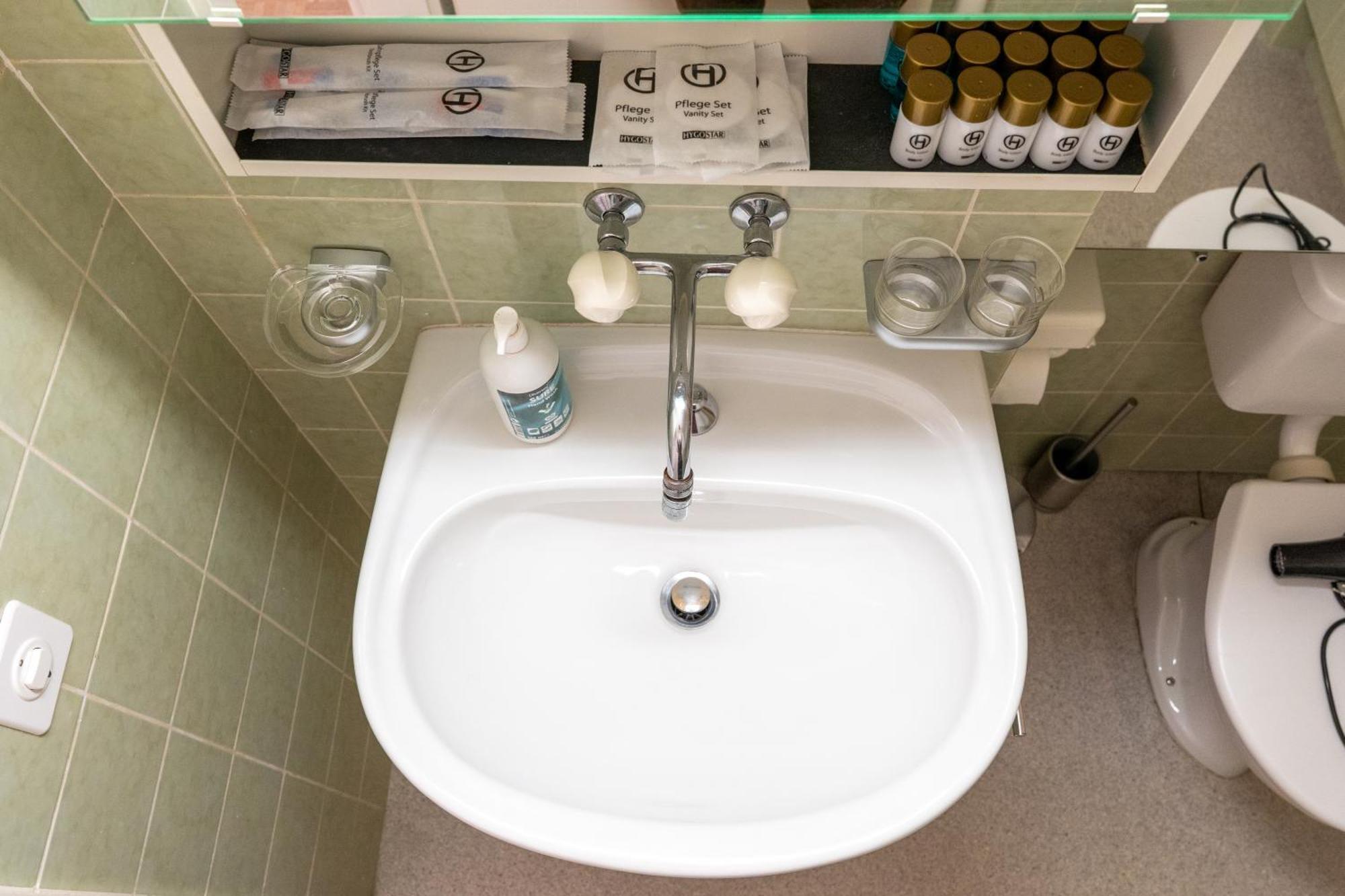 Gemuetliche Grosse Wohnung Naehe Uni Bazel Buitenkant foto