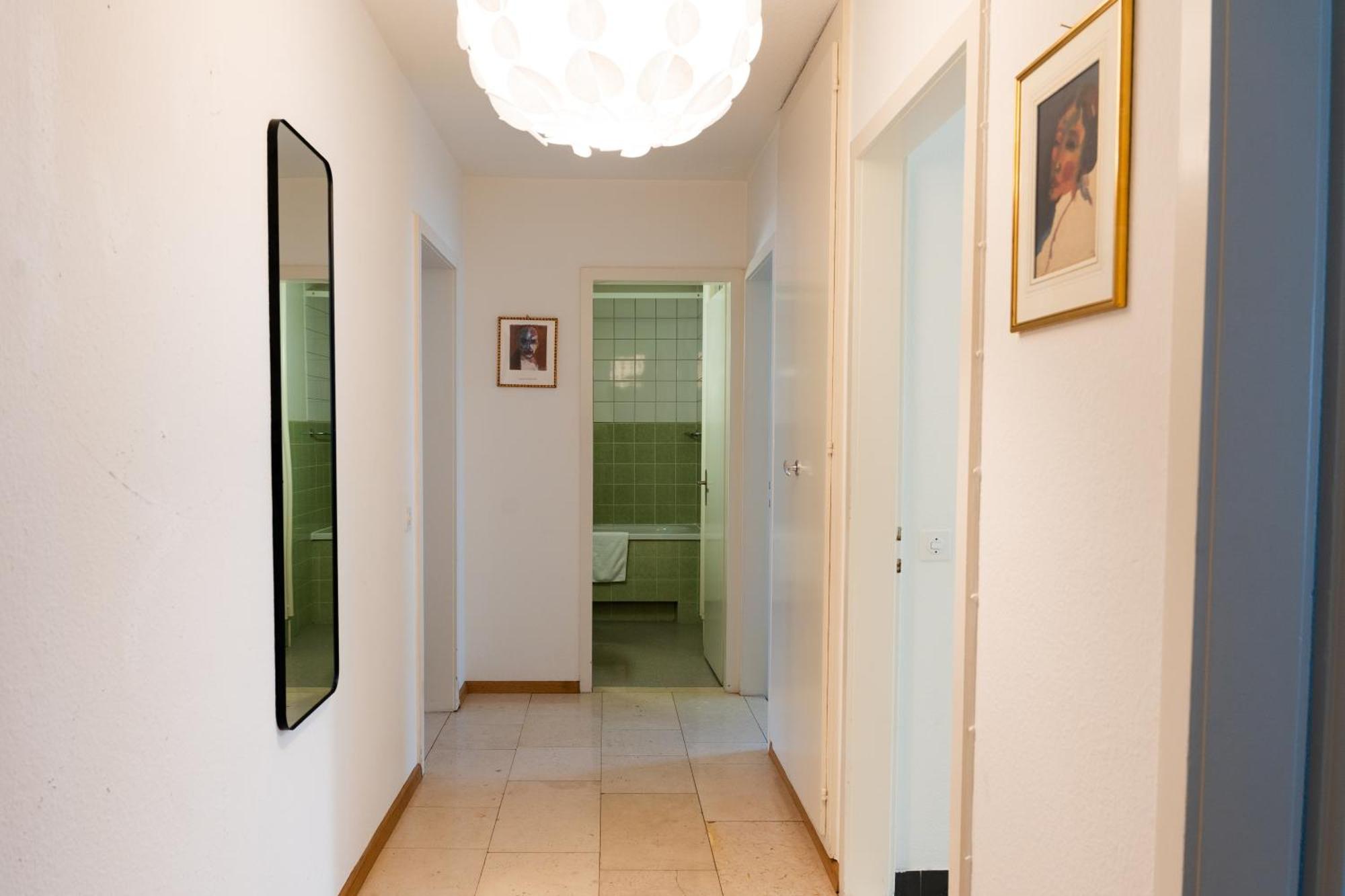 Gemuetliche Grosse Wohnung Naehe Uni Bazel Buitenkant foto